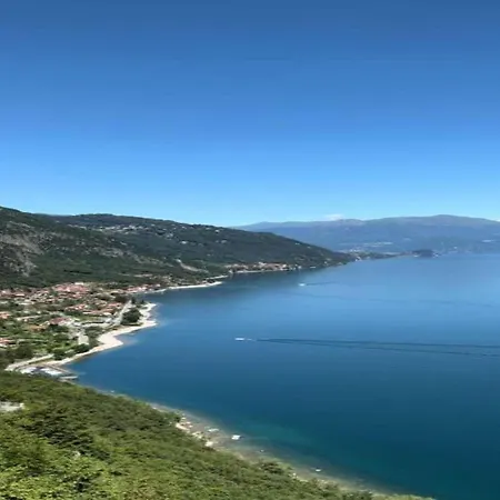 Belvilla By Oyo In Apartamento